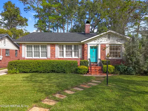 829 Old Hickory Rd, Jacksonville, FL 32207