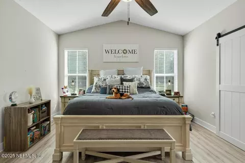 Bedroom - 75774 Edwards Rd, Yulee, FL 32097 photo 7 of 9