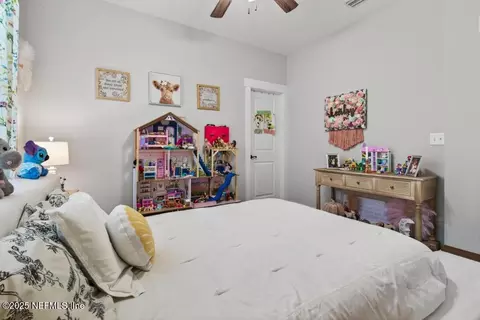 Bedroom - 75774 Edwards Rd, Yulee, FL 32097 photo 2 of 9