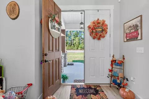 Entry Way - 75774 Edwards Rd, Yulee, FL 32097 photo 2 of 9