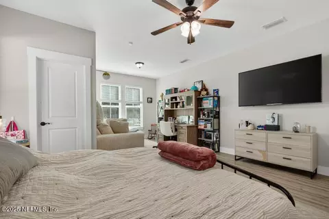 Bedroom - 75774 Edwards Rd, Yulee, FL 32097 photo 4 of 9
