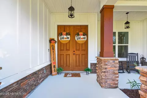 Exterior - 75774 Edwards Rd, Yulee, FL 32097 photo 5 of 9
