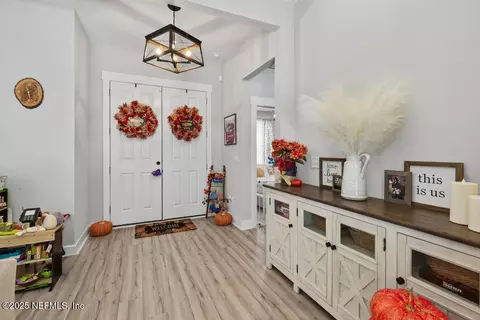 Entry Way - 75774 Edwards Rd, Yulee, FL 32097 photo 3 of 9