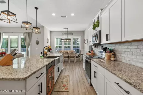 Kitchen - 75774 Edwards Rd, Yulee, FL 32097 photo 3 of 9