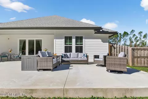Exterior - 75774 Edwards Rd, Yulee, FL 32097 photo 6 of 9