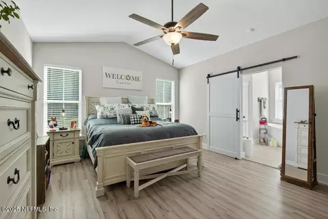 Bedroom - 75774 Edwards Rd, Yulee, FL 32097 photo 6 of 9