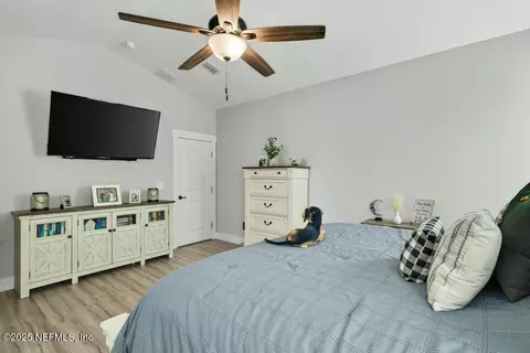 Bedroom - 75774 Edwards Rd, Yulee, FL 32097 photo 8 of 9