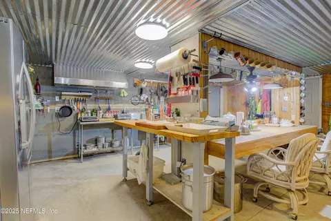 Kitchen - 5377 SW 40th Ave, Jasper, FL 32052 photo 3 of 6