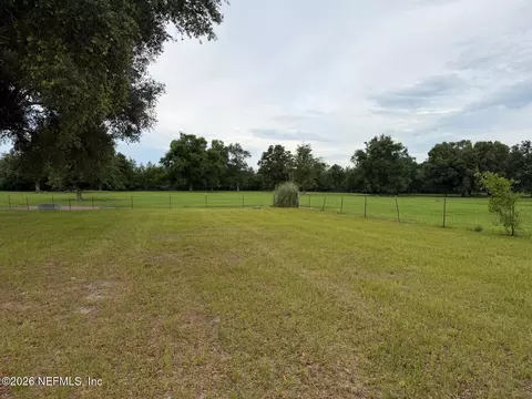 Exterior - 5377 SW 40th Ave, Jasper, FL 32052 photo 6 of 7