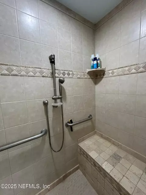 Bath - 5377 SW 40th Ave, Jasper, FL 32052 photo 4 of 14