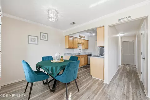 Dining - 47 Clipper Ct, Saint Augustine, FL 32080 photo 1 of 3