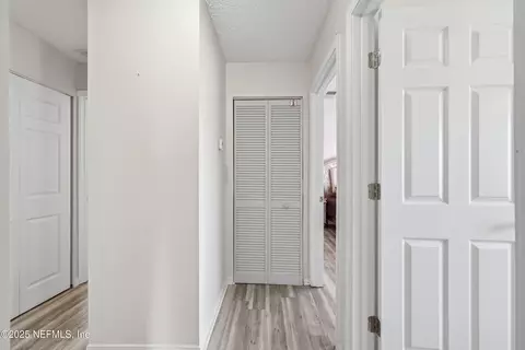 Entry Way - 47 Clipper Ct, Saint Augustine, FL 32080 photo 4 of 4