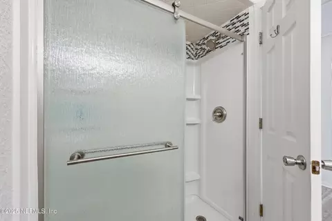 Bath - 47 Clipper Ct, Saint Augustine, FL 32080 photo 3 of 3