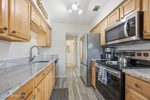 Kitchen - 47 Clipper Ct, Saint Augustine, FL 32080 photo 1 of 4