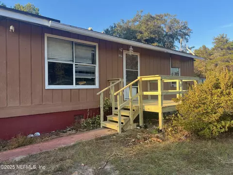 127 Lake Louise Cir, Interlachen, FL 32148