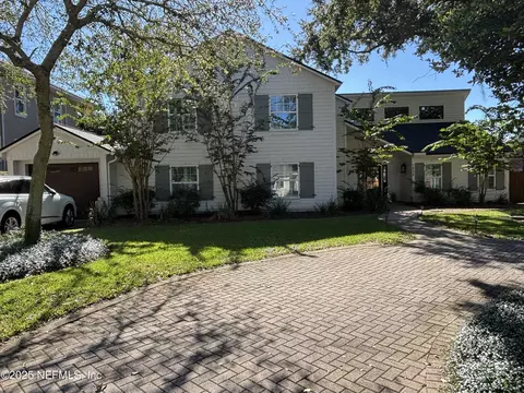 1858 Christopher Point Road Rd N, Jacksonville, FL 32217