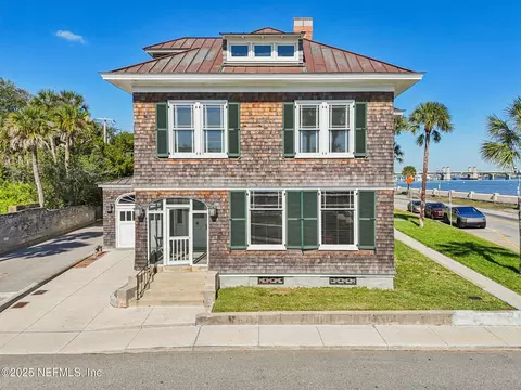 Exterior - 178 Avenida Menendez, Saint Augustine, FL 32084 photo 4 of 8