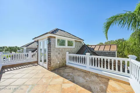 Exterior - 178 Avenida Menendez, Saint Augustine, FL 32084 photo 7 of 8