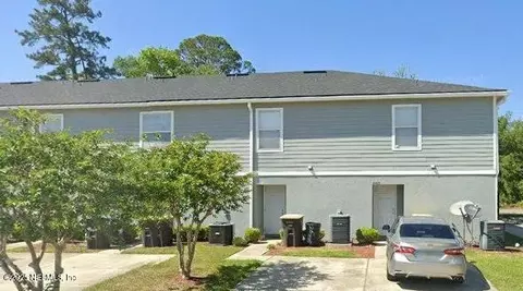 8649 Mcgirts Village Ln, Jacksonville, FL 32244