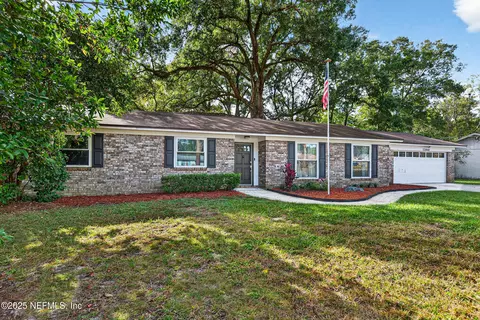 13808 Spanish Point Dr, Jacksonville, FL 32225
