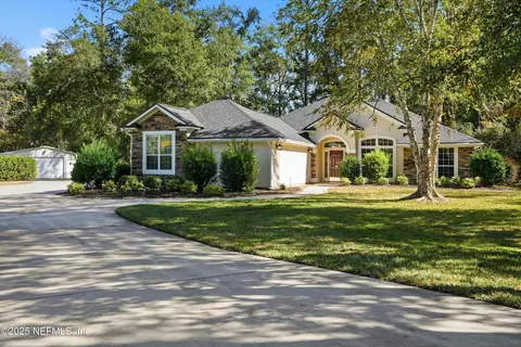 3297 Tiki Ln, Green Cove Springs, FL 32043