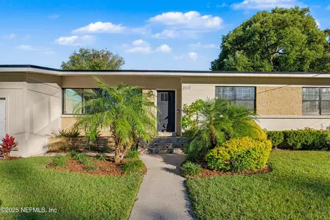 2537 Buttonwood Dr, Jacksonville, FL 32216