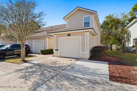 843 Southern Creek Dr, Saint Johns, FL 32259