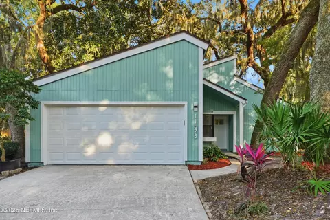 11573 Kelvyn Grove Pl, Jacksonville, FL 32225