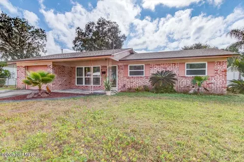 5120 Robert Scott Dr N, Jacksonville, FL 32207