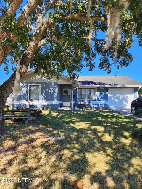 1562 Ibis Dr, Orange Park, FL 32065