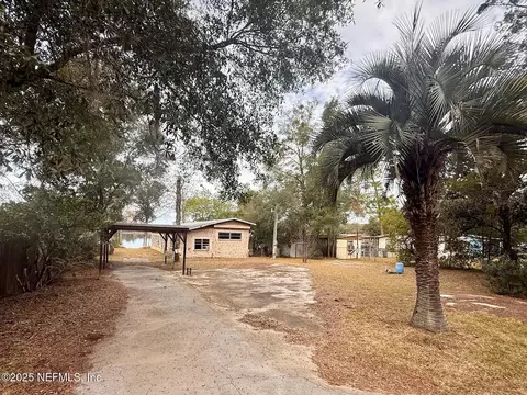 122 Arden Ave, Interlachen, FL 32148