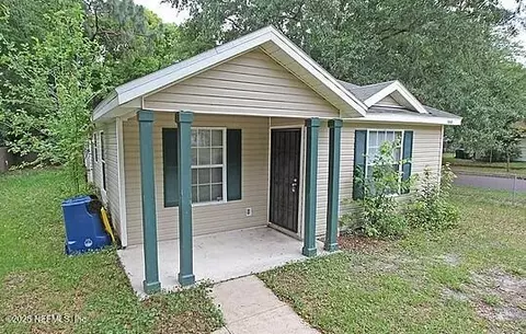 1988 Talladega Rd, Jacksonville, FL 32209