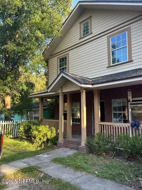 960 Kenmore St, Jacksonville, FL 32208