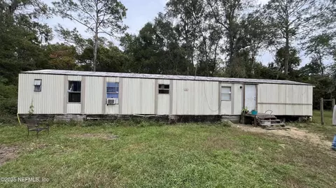 10017 Factory Ave, Hampton, FL 32044