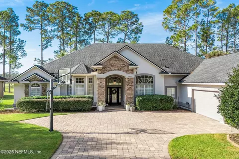5028 Blackhawk Dr, Saint Johns, FL 32259