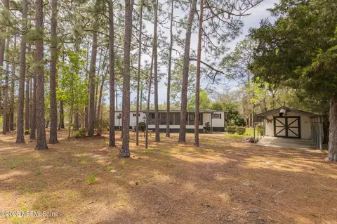121 Venice Dr, Interlachen, FL 32148 photo 39