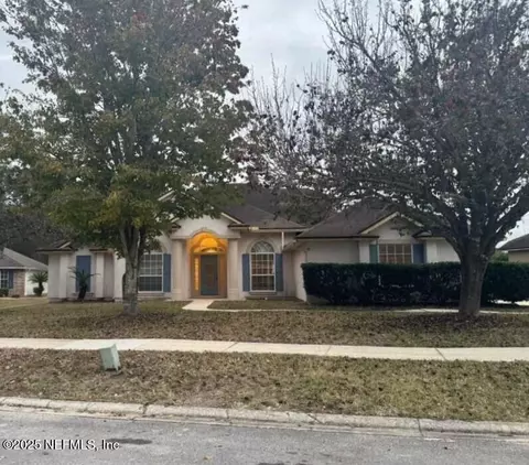 12027 Brandon Lake Dr, Jacksonville, FL 32258