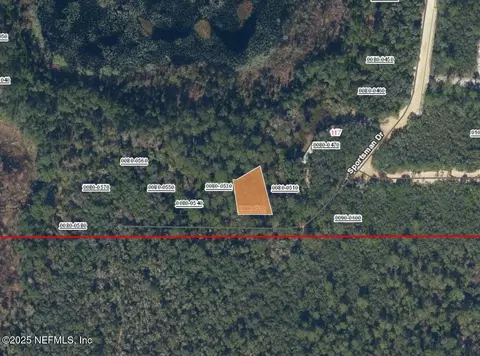 125 Sportsman Dr, Interlachen, FL 32148