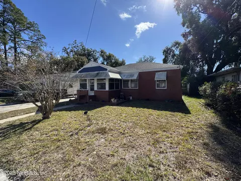 5044 Sunderland Rd, Jacksonville, FL 32210