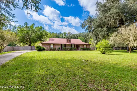 3993 Country Meadows Dr, Middleburg, FL 32068