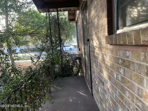 679 James Ct, Macclenny, FL 32063