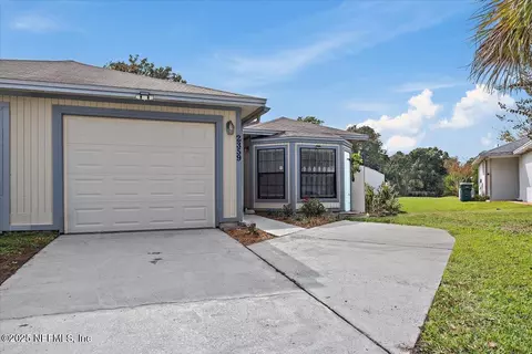 2359 Jadestone Ct, Jacksonville, FL 32246