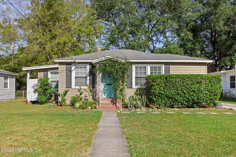 1281 Menna St, Jacksonville, FL 32205
