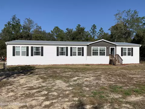 132 Lake Lucy Ct, Interlachen, FL 32148