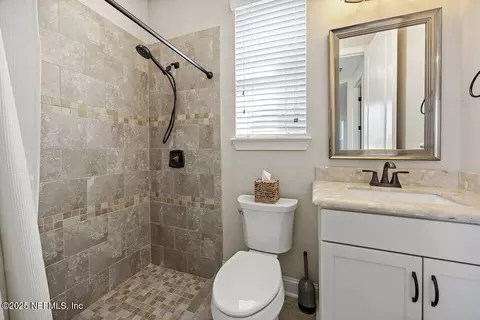 Bath - 2844 Oakgrove Ave, Saint Augustine, FL 32092 photo 3 of 6