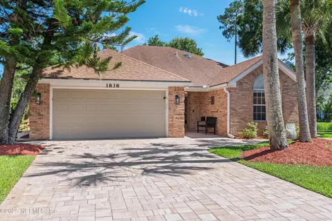 1838 Cardinal Ct, Jacksonville Beach, FL 32250