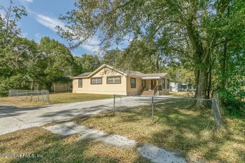 5728 Iris Blvd, Jacksonville, FL 32209
