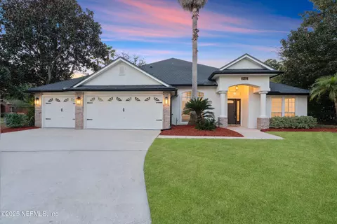 1032 Durbin Parke Dr, Saint Johns, FL 32259