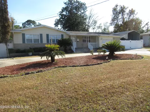 5056 N Greenway Dr, Jacksonville, FL 32244