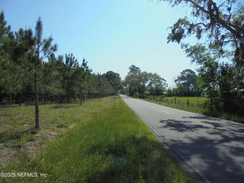 8516 240 St, O Brien, FL 32071